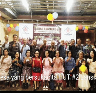 Tabur Kebaikan di HUT ke-2 Lansia Parsahutaon Dos ni Roha Blok 2, 4 dan 6 Rawalumbu Bekasi: Lansia Tetap Berbuah di Masa Tua